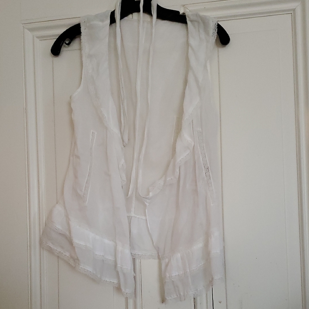 Sz 4 NwT Red Valentino Elegant White Sleeveless Top